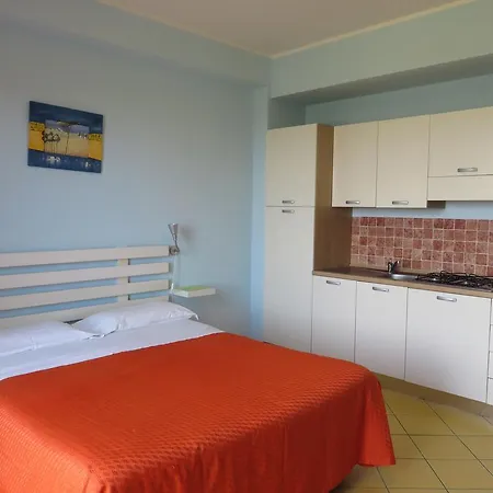 Case Vacanze Residence Trinacria Acireale Exterior foto