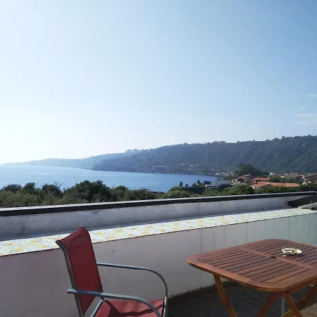 Case Vacanze Residence Trinacria Acireale Exterior foto